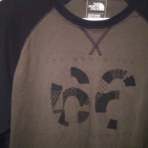 Men's North face long sleeve